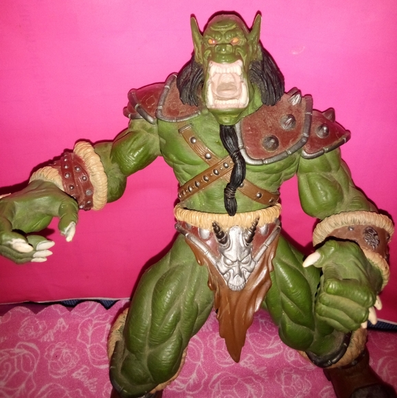 Vintage collectible 1998 World Of Warcraft Grunt Figure - Picture 3 of 3